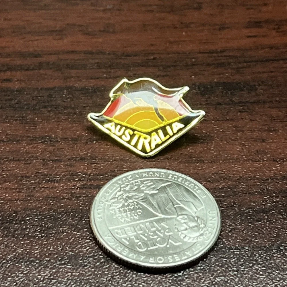 Australia Kangaroo‎ Boomerang Lapel Hat Pin